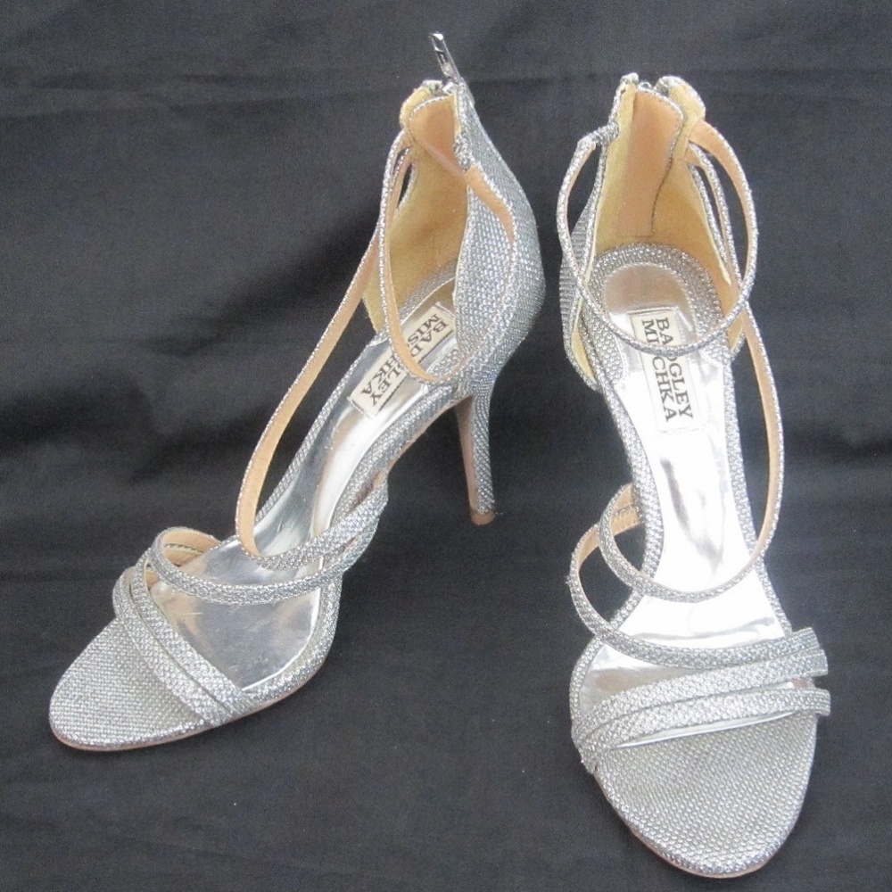 SOLD ON E BAY BADGLEY MISCHKA size 7 1/2 m
